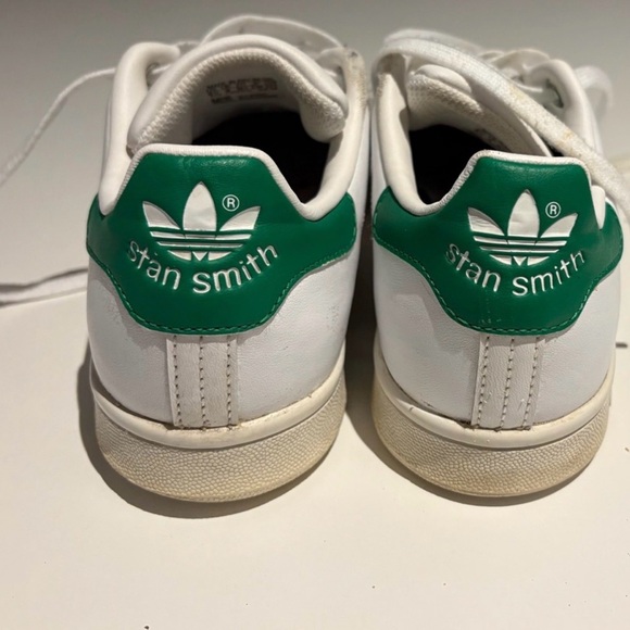 Classic Stan Smith Adidas White and Green Shoes Size 4.5 Youth or 6.5 Women’s - Picture 5 of 6